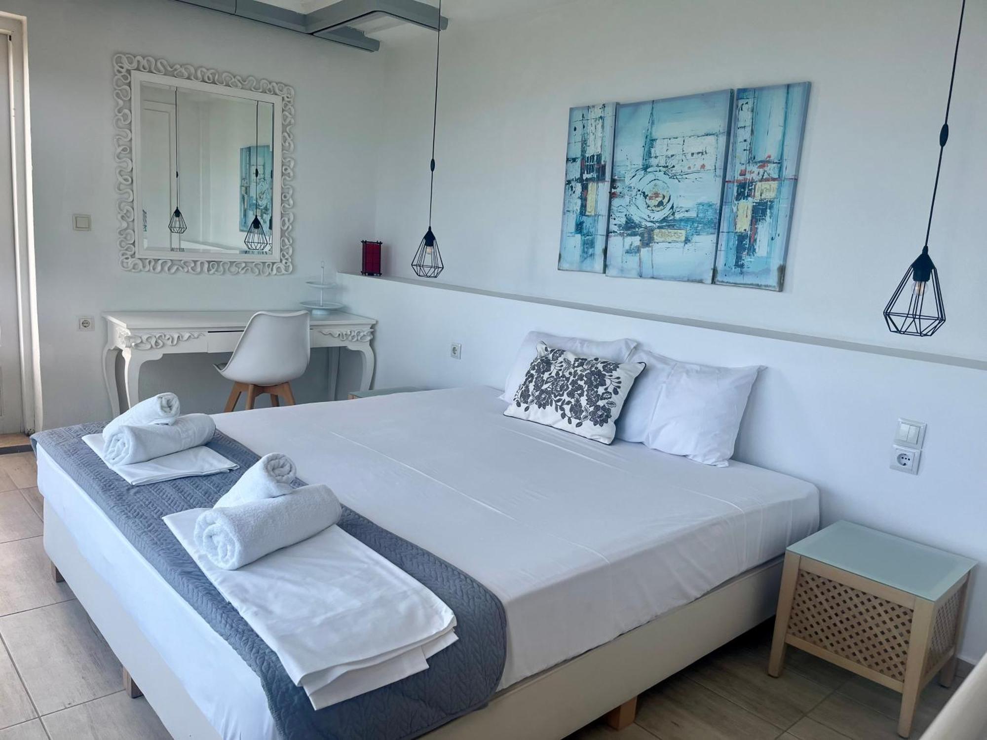 The Beach House - Apartments & Studios (Adults Only) Afytos Exterior photo